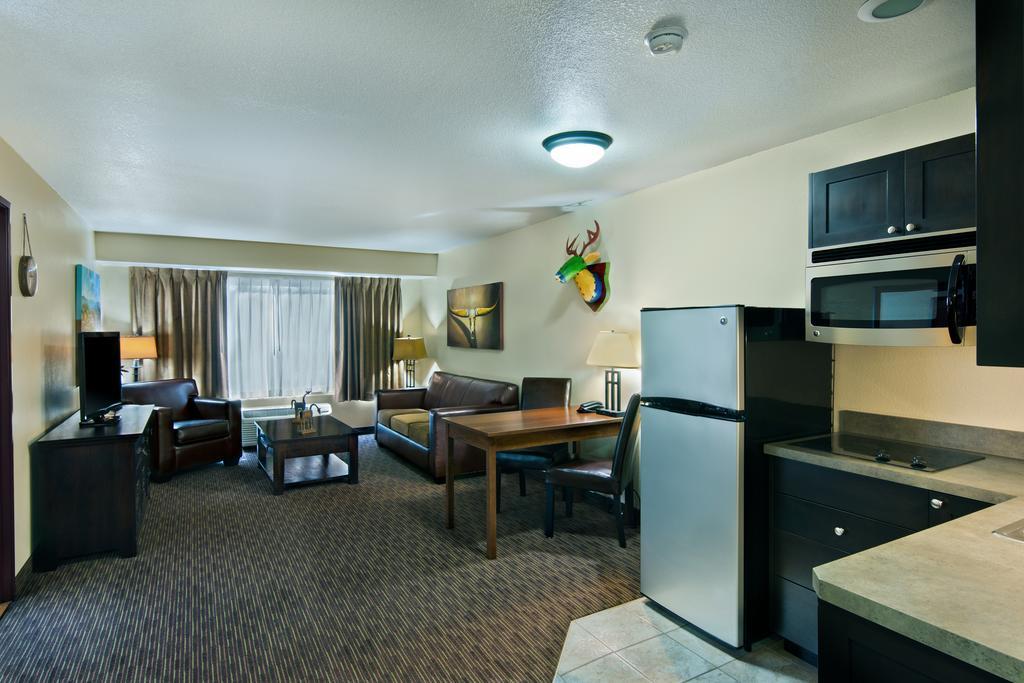 Oxford Suites Hermiston Buitenkant foto