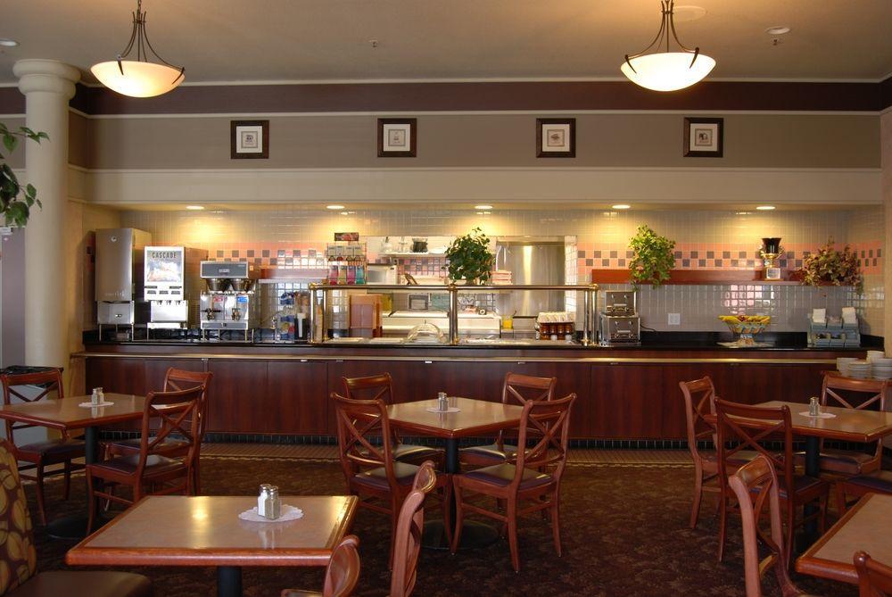 Oxford Suites Hermiston Buitenkant foto